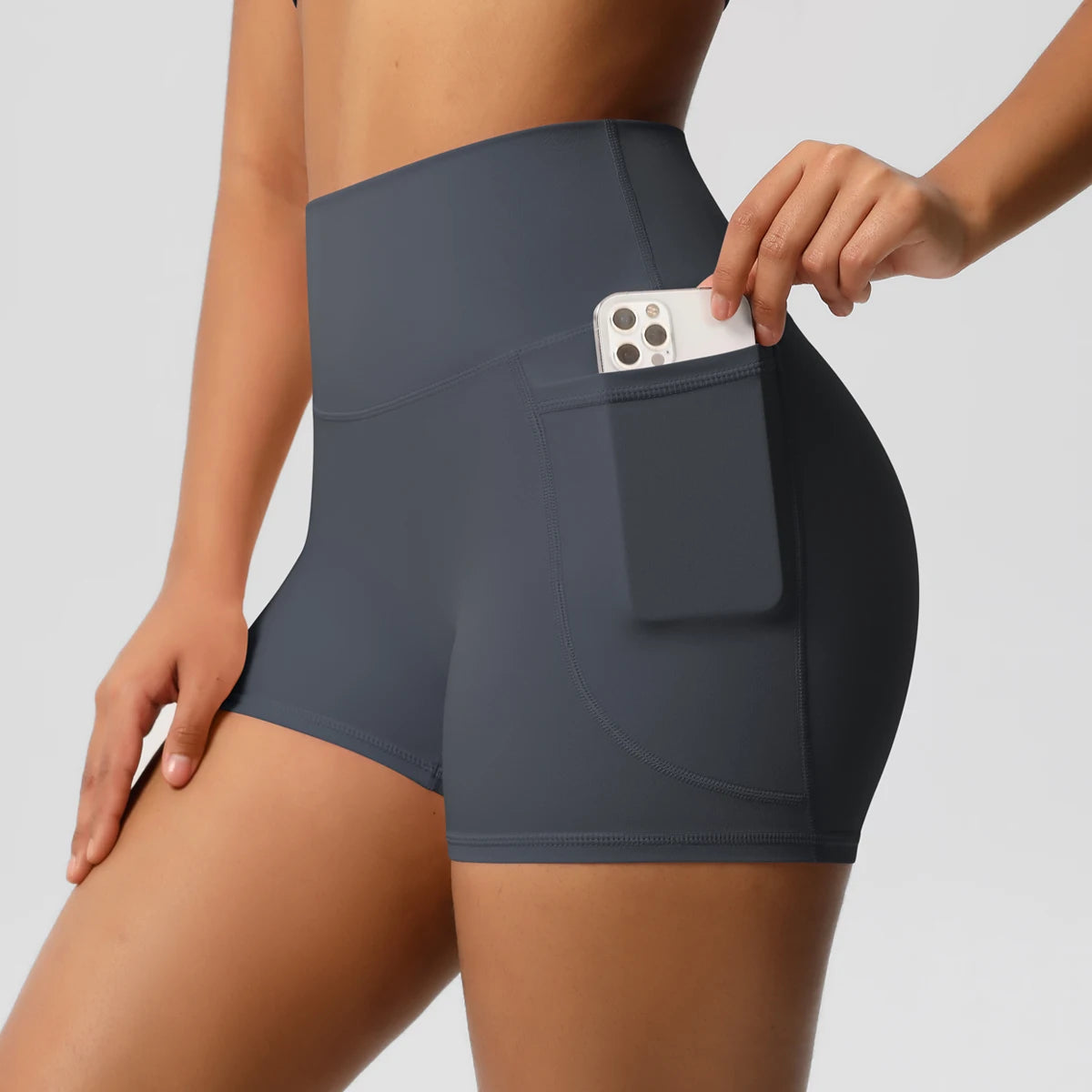 Women's Solid Color Nylon Yoga Tightening Tummy Lifting Shorts Outdoor Cycling Running With Pockets Sports Shorts Gym Pilates