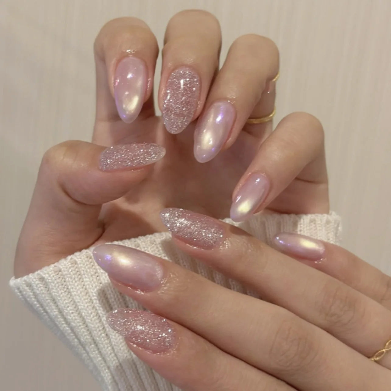 24Pcs Glitter Diamond Press On Nails Blush Pink Cat Eye Fake Nails Sweet Cute Coffin Full Cover Short Square False Nail Tips Art